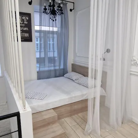 Чорно -Білий Люкс В Центрі Apartment Lviv Exterior photo